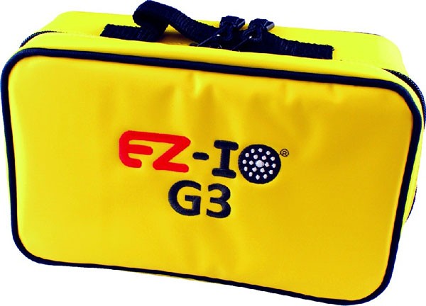 Gelbe Tasche mit EZ-IO Logo.